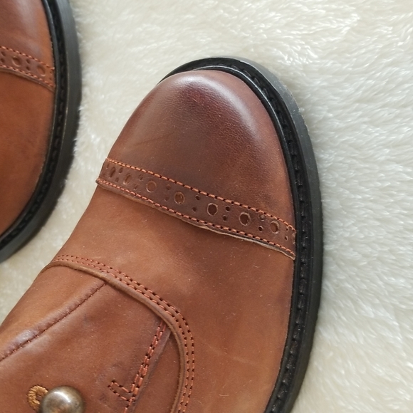 New, Never Worn, John Fluevog boots, size 6 - Picture 9 of 10